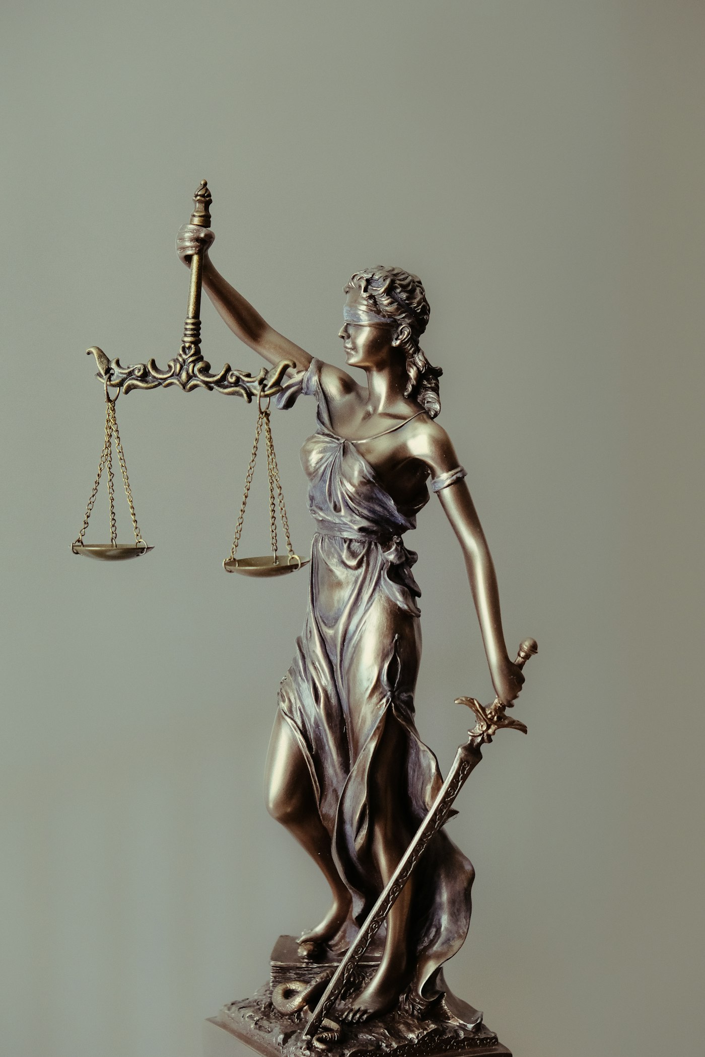 Courthouse columns